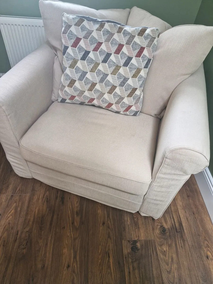 Cream 3 Seater Sofa + Matching Arm chair - Image 4