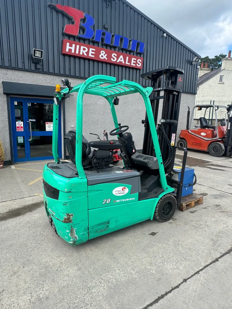Mitsubishi 2 ton electric forklift - Image 2