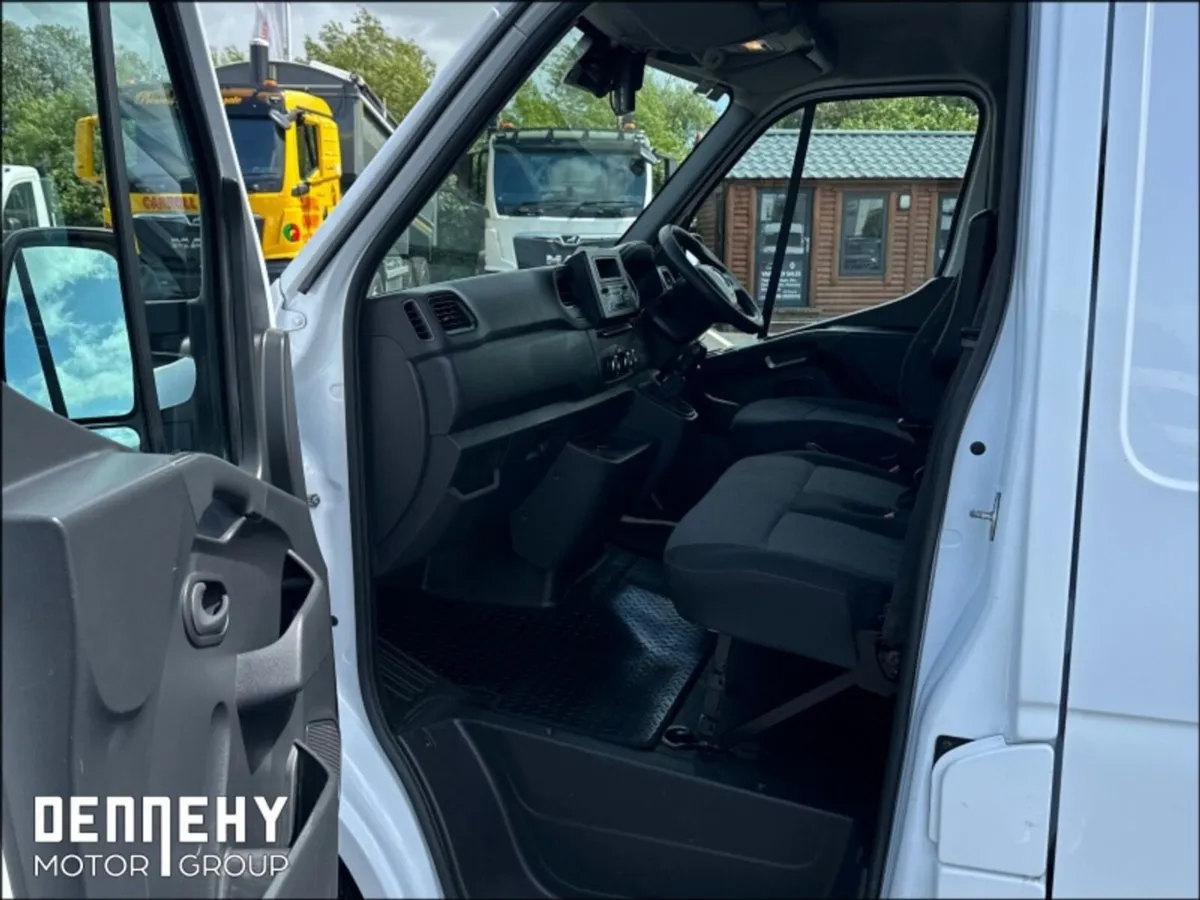 Renault Master MASTER FWD MM35 BLUE DCI 135 B - Image 4