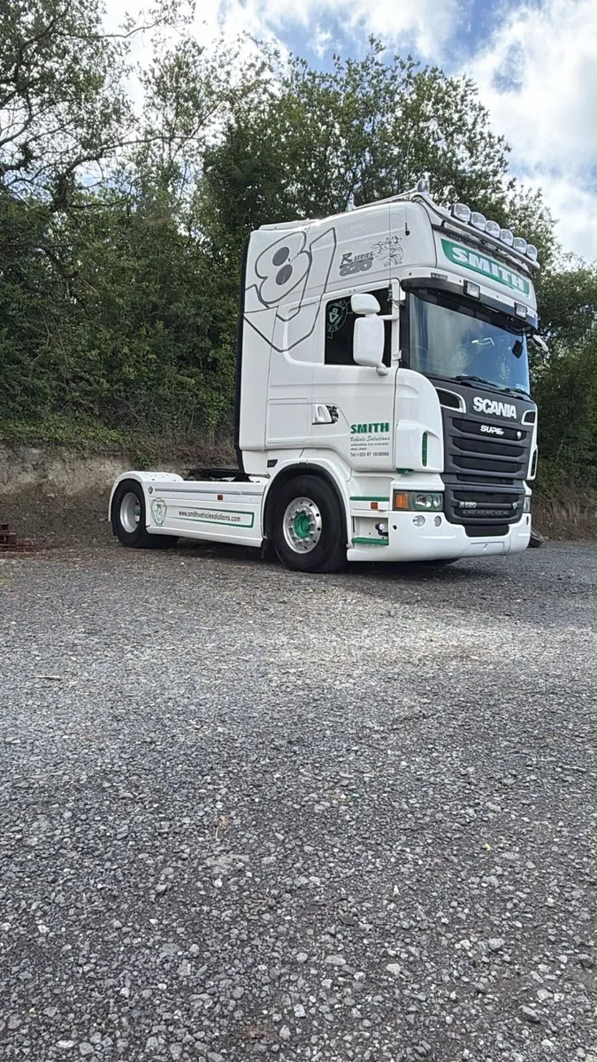 Scania R620 MANUAL V8 - Image 1