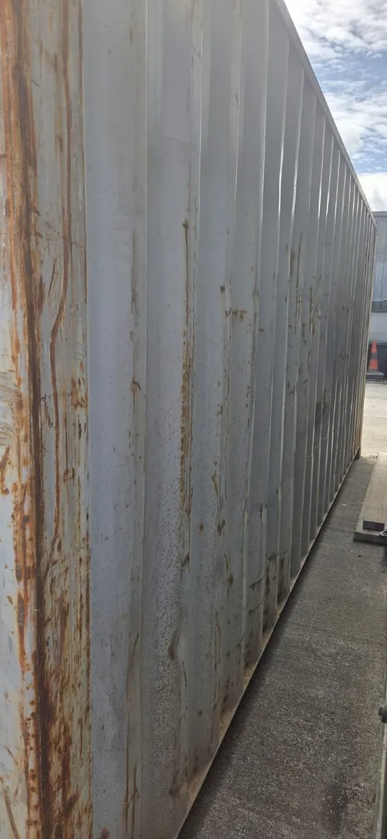Shipping Container - Image 3