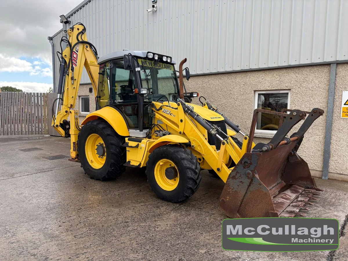 Used New Holland 110 CTC Rubber Tyre Digger - Image 1