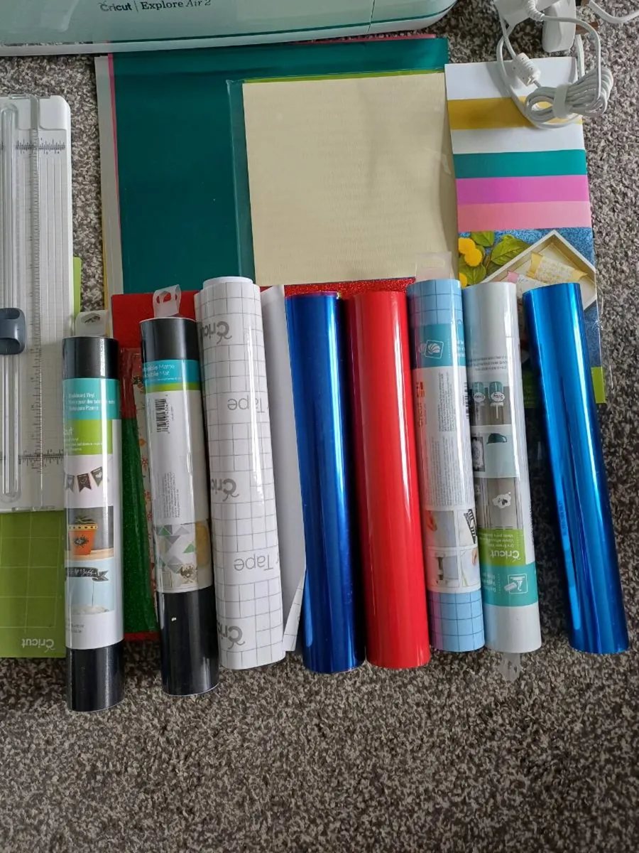 Cricut Explore Air 2 Mint Green Bundle&accessories - Image 3