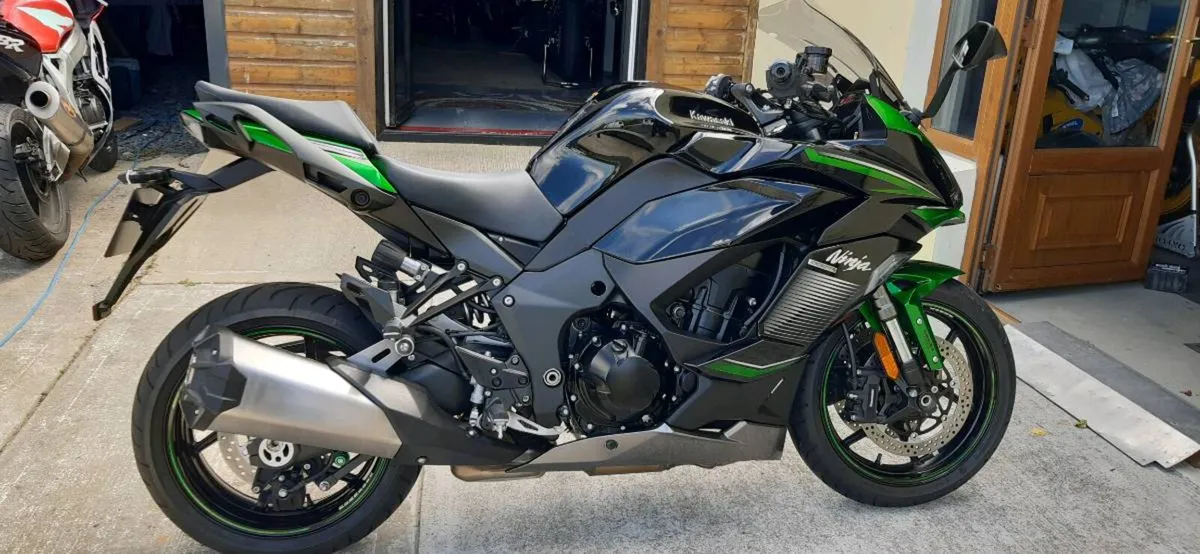 Kawasaki Ninja 1000SX - Image 1