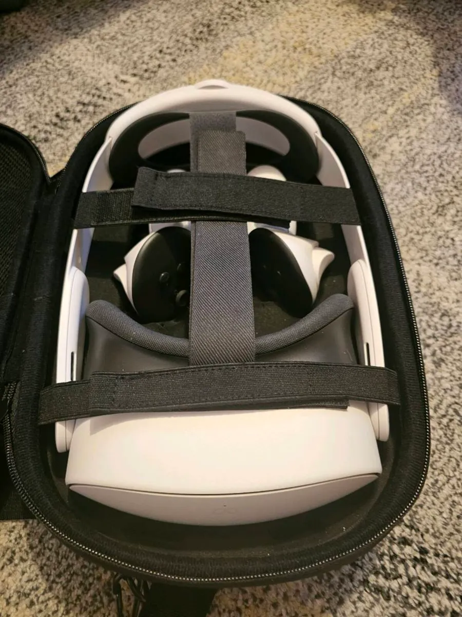 Quest 3s - Image 1