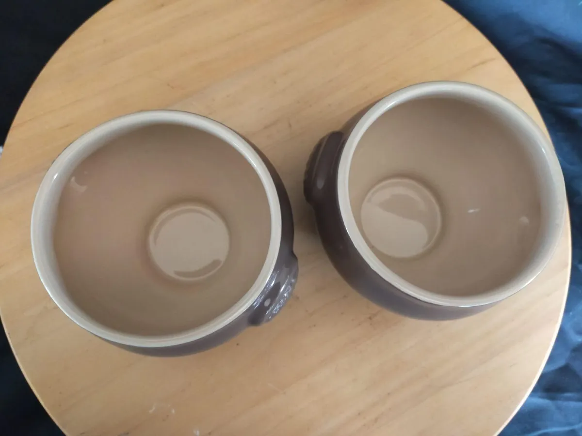 Pair of Le Creuset Brown Soup Bowls Sold as Set - Image 2