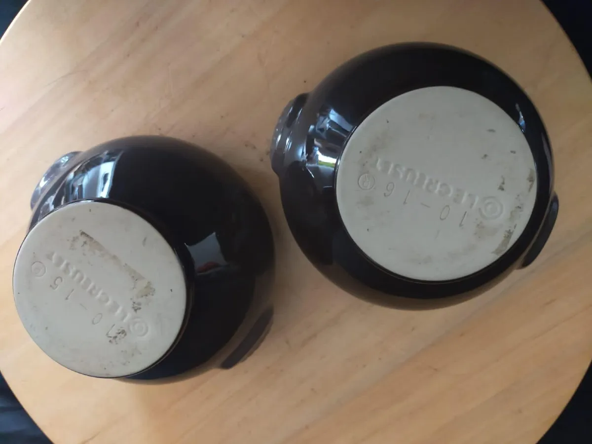 Pair of Le Creuset Brown Soup Bowls Sold as Set - Image 3