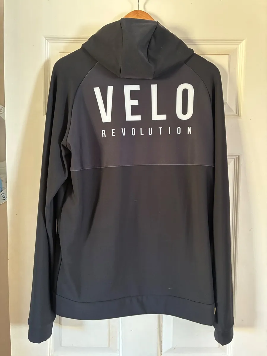 Velo Revolution hoodie - Image 2