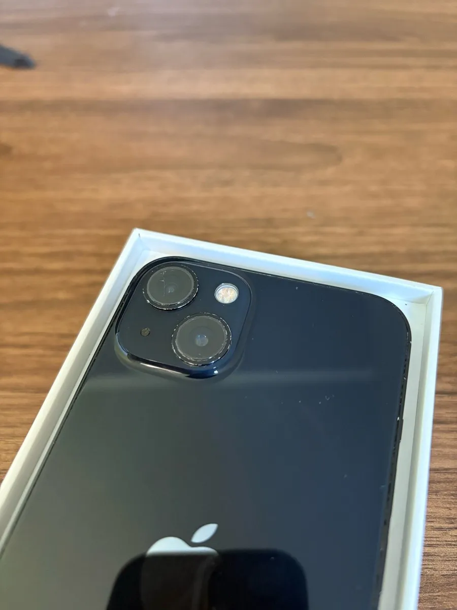 iPhone 13 128GB - Image 2