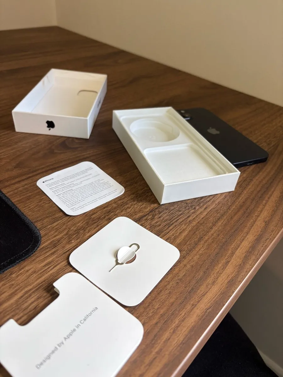 iPhone 13 128GB - Image 4