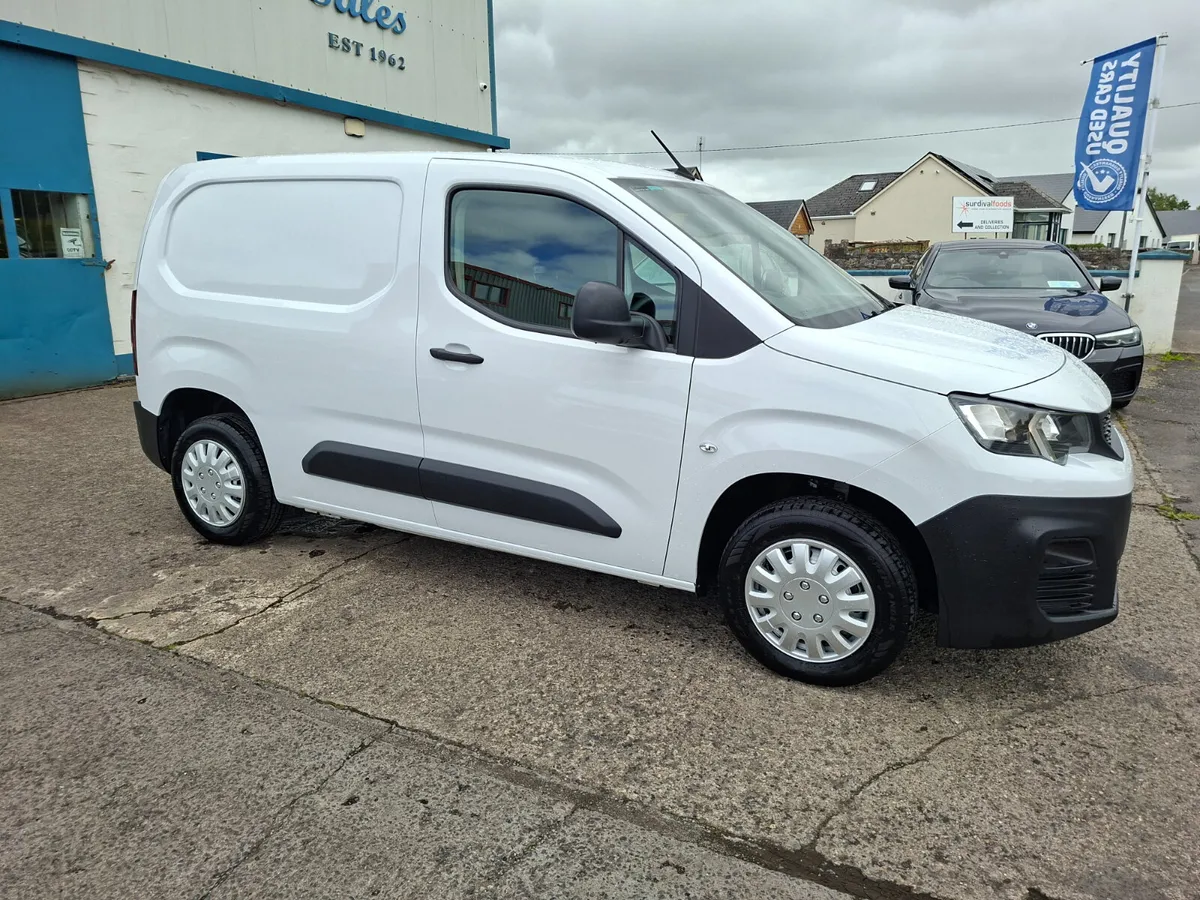 2023 PEUGEOT PARTNER ACTIVE PLUS 1.5 BLUE HDI - Image 2