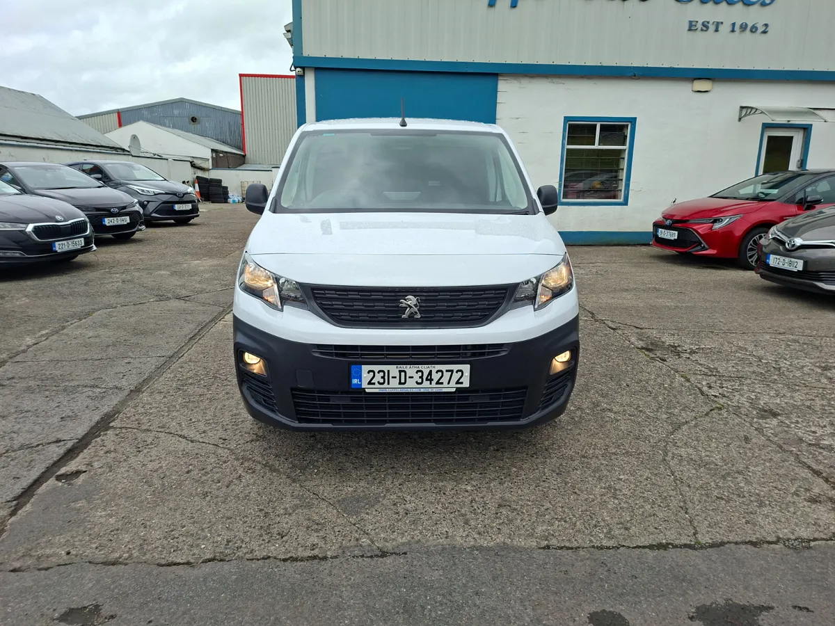 2023 PEUGEOT PARTNER ACTIVE PLUS 1.5 BLUE HDI - Image 3