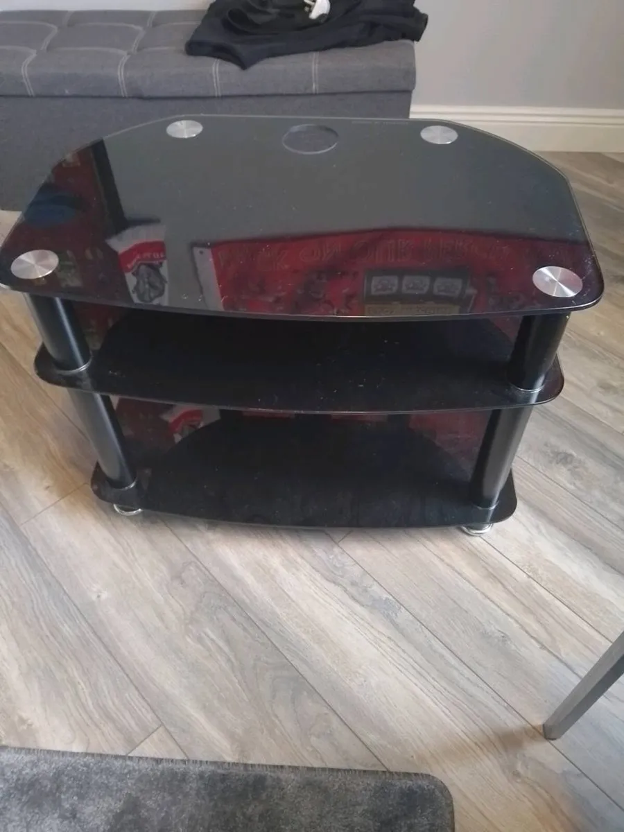 TV stand - Image 3
