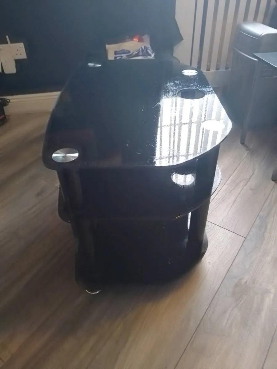 TV stand - Image 4