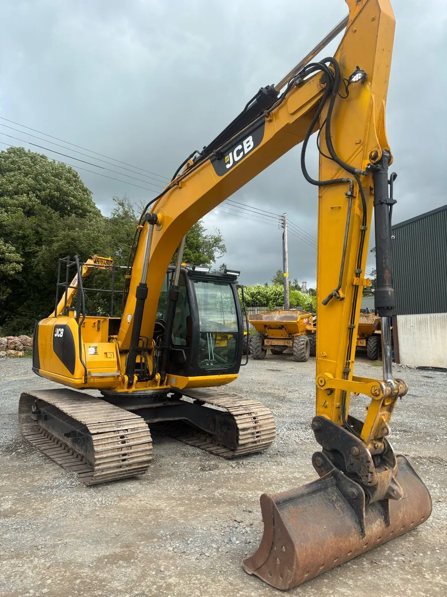 JCB JS130 Digger has - Image 2