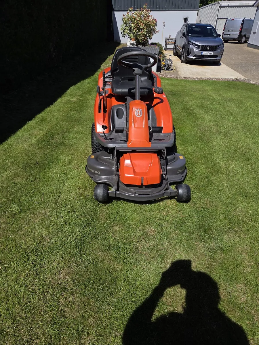 Husqvarna mower - Image 1