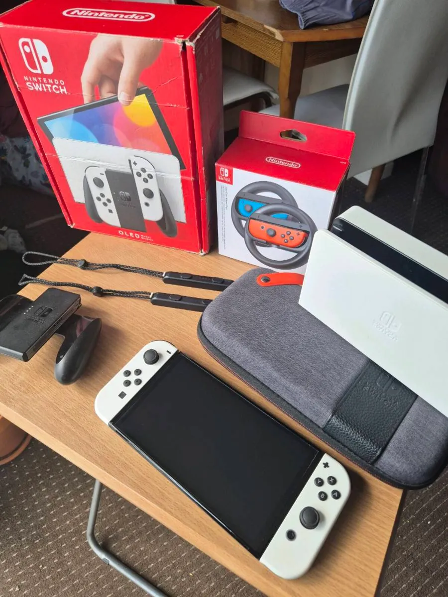 Nintendo switch Oled - Image 1
