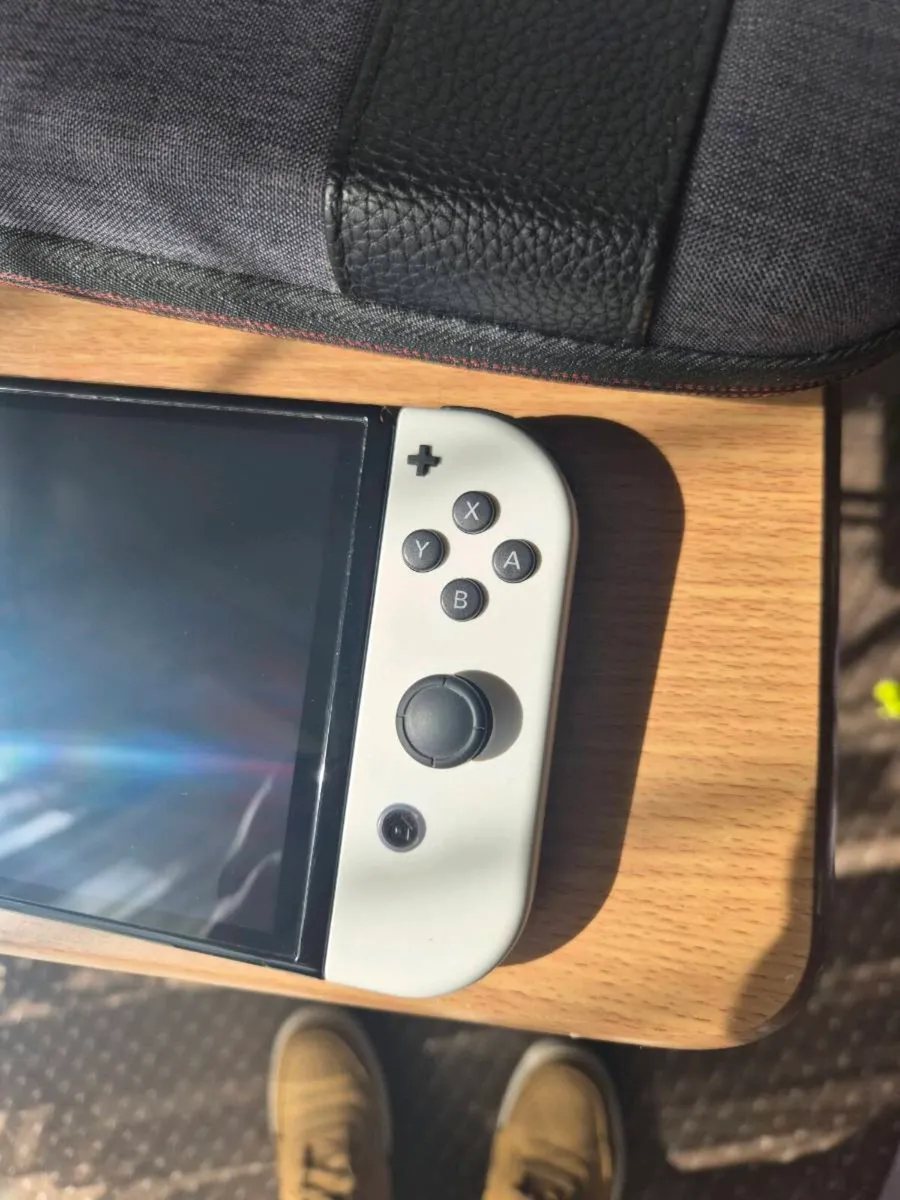 Nintendo switch Oled - Image 2