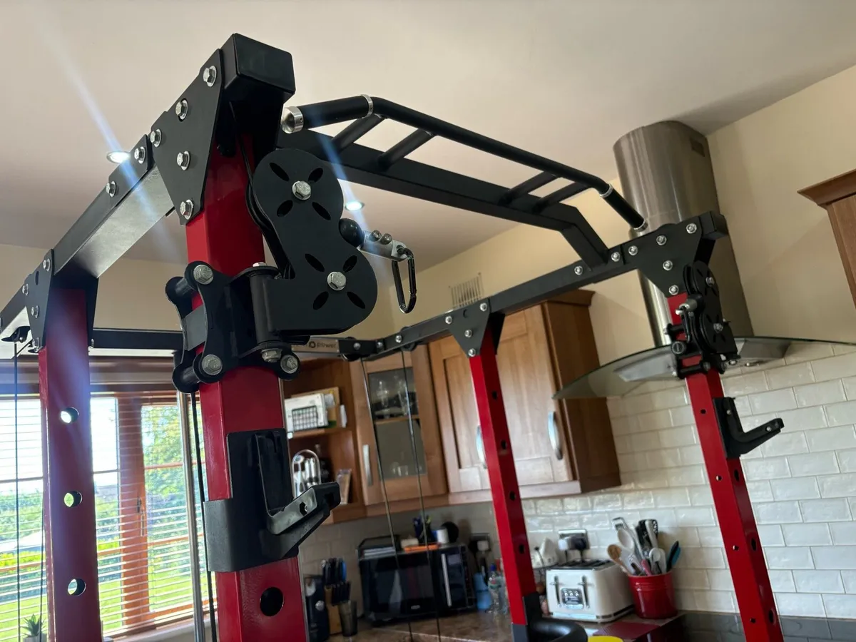 UNBELIEVABLE GYM SET, CABLE CROSS, ALL YOU NEED!!! - Image 4
