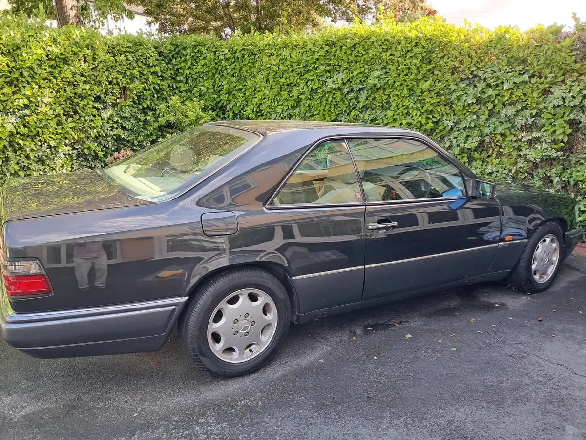 Mercedes-Benz Other 1995 - Image 4