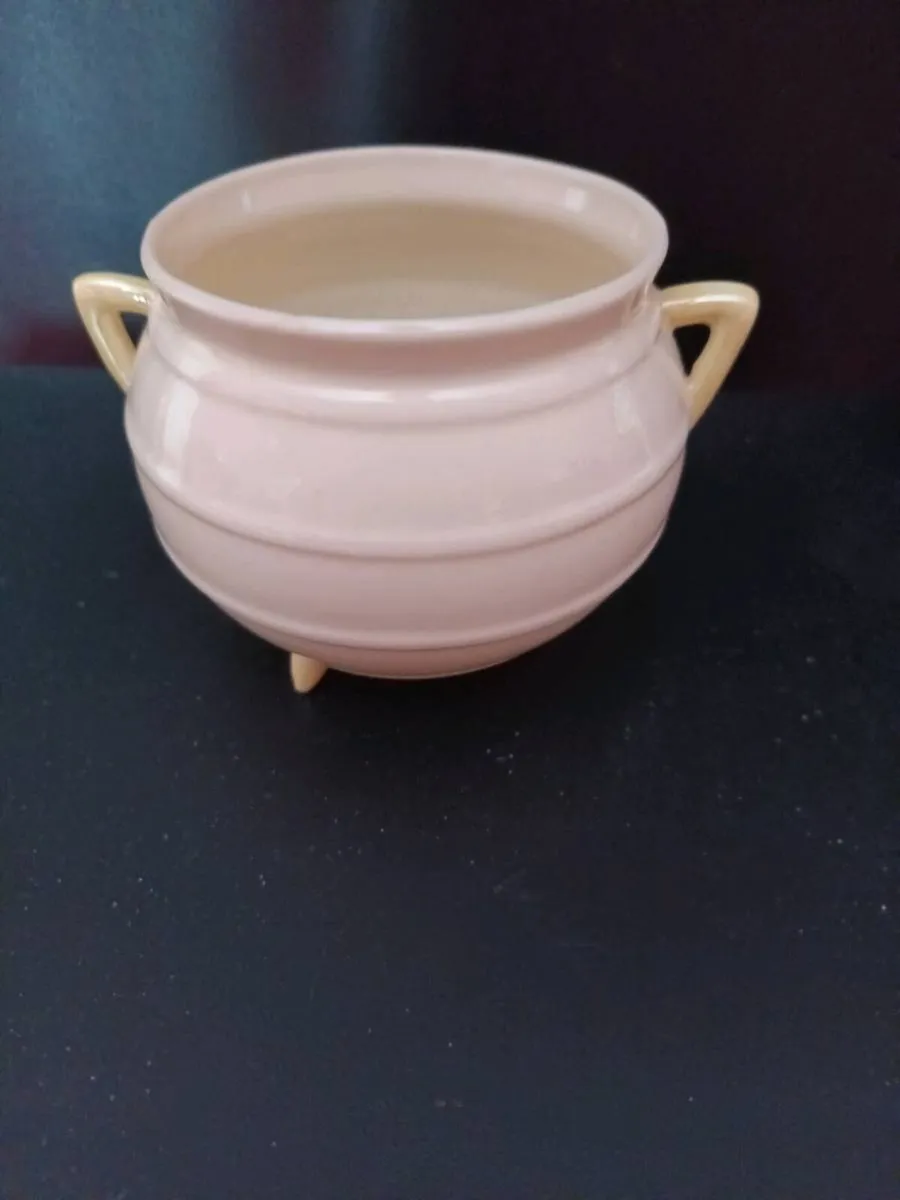 Irish Belleek  3 legged pot. - Image 3