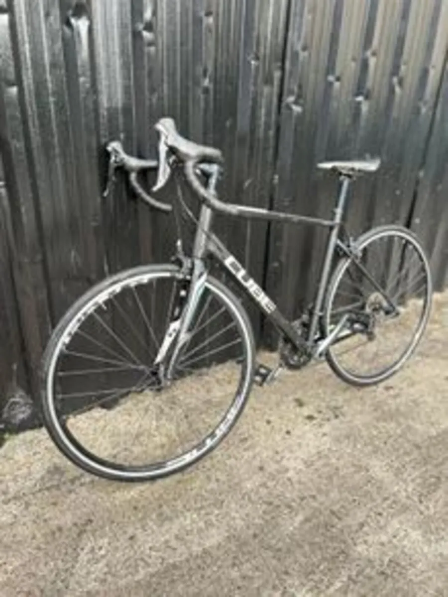 Cube Attain Bike - Image 1