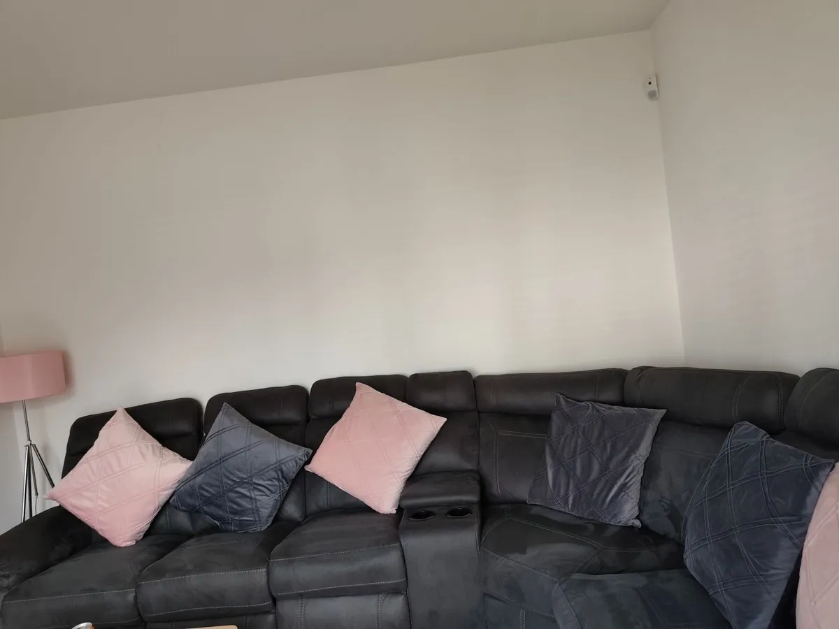 Corner sofa like new 14 months old - Image 4