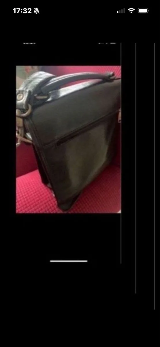 Hexagons Leather Shoulder Bag - Image 4