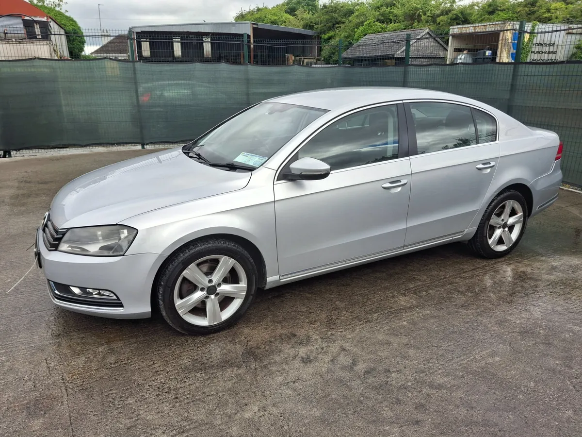 2012 Volkswagen Passat  Bluemotion  Drive home - Image 1