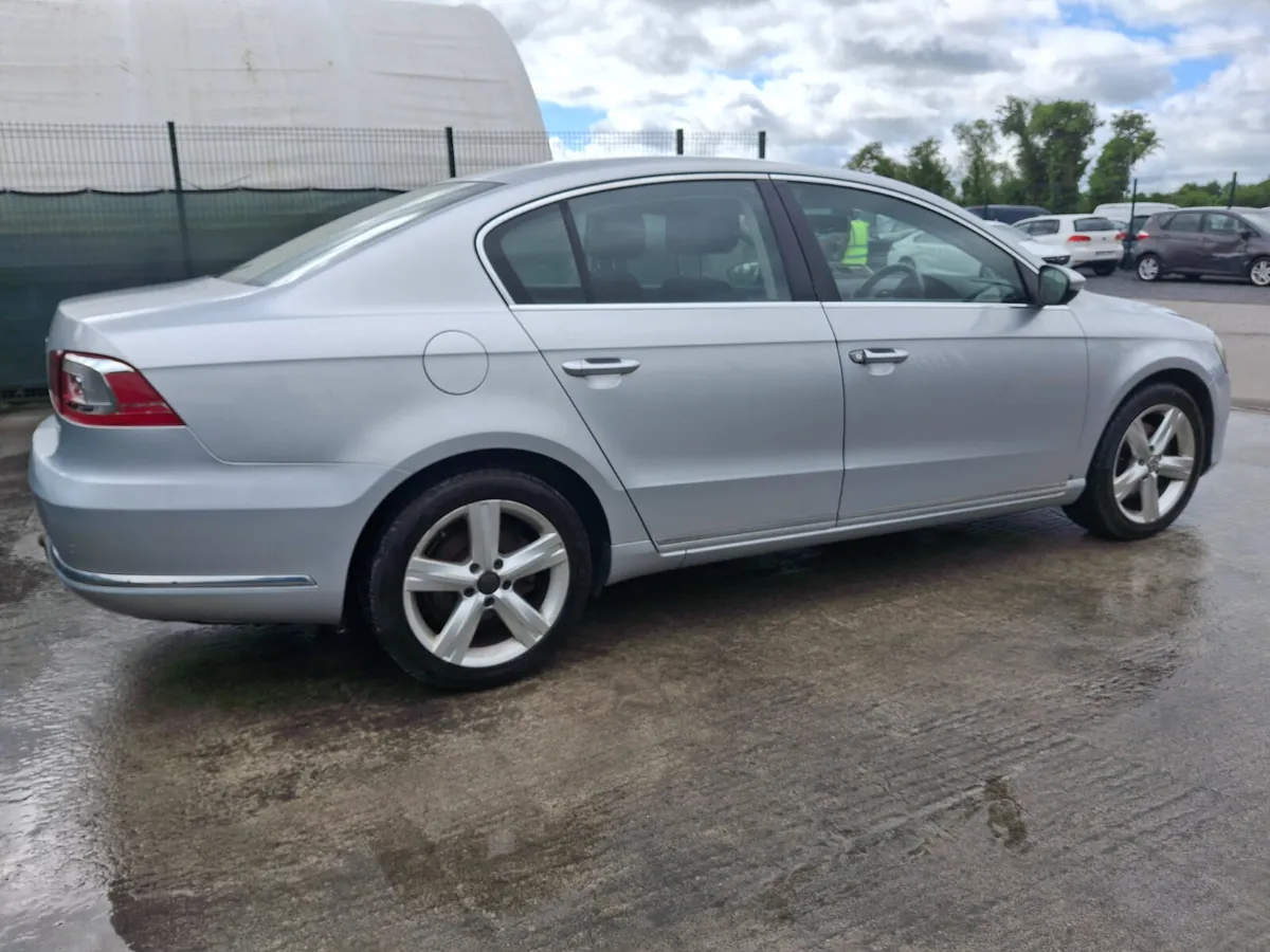 2012 Volkswagen Passat  Bluemotion  Drive home - Image 4