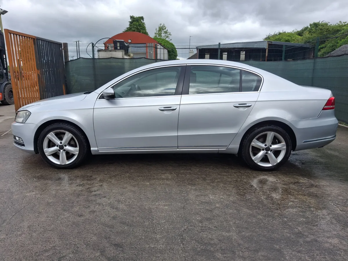 2012 Volkswagen Passat  Bluemotion  Drive home - Image 2