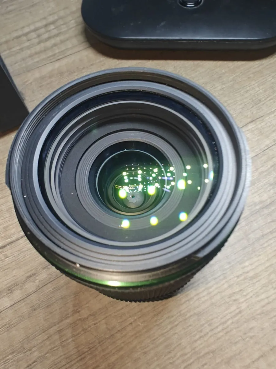 HD PENTAX-D FA 28-105mm F3.5-5.6 ED DC WR - Image 2