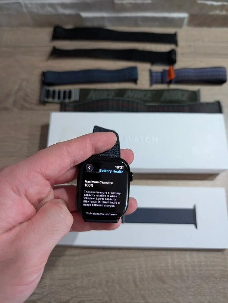Apple Watch 10 46mm - Image 2