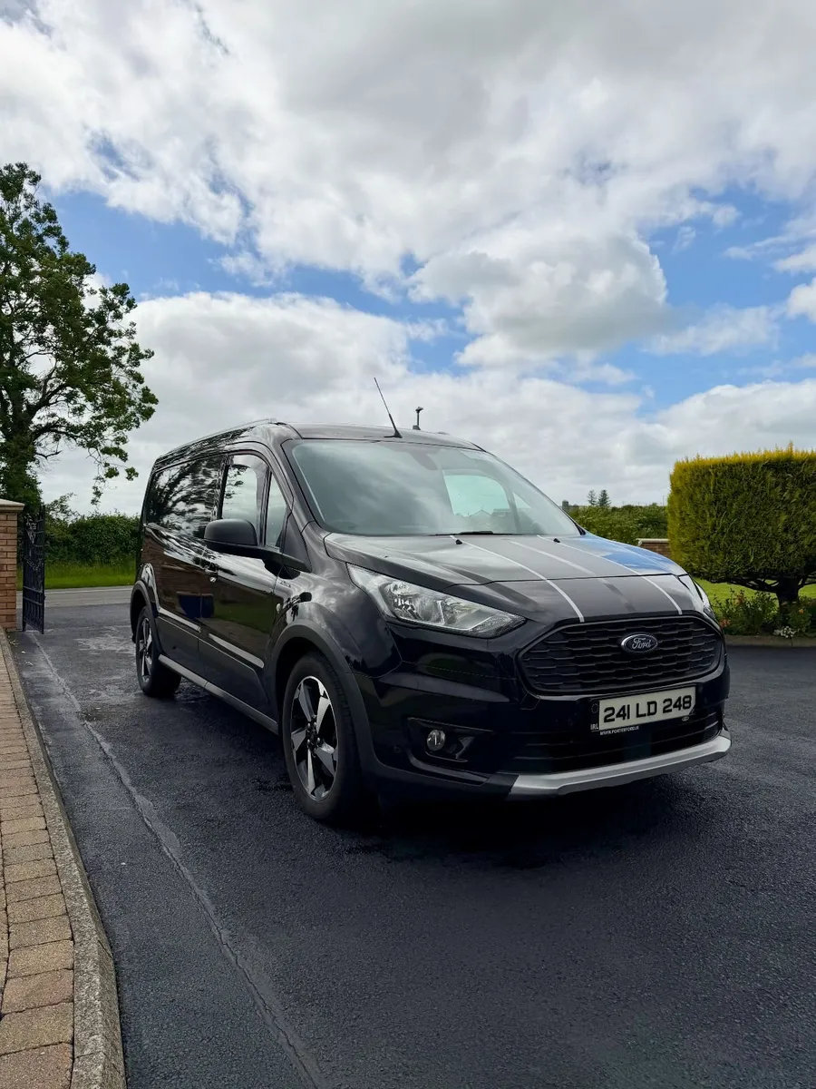 Ford Transit Connect 2024 LWB (Top Spec) - Image 4