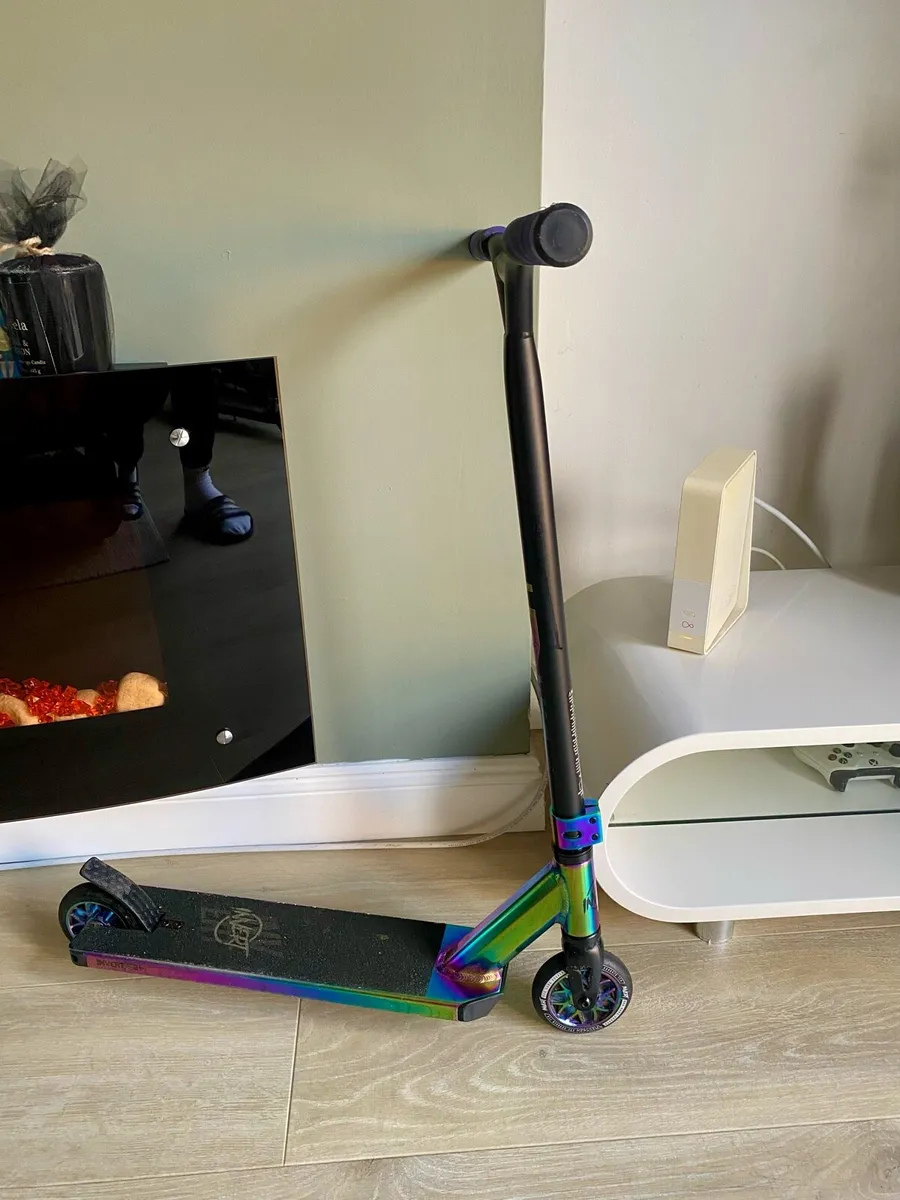 Freestyle Stunt Scooter – Oil Slick Finish - Image 1