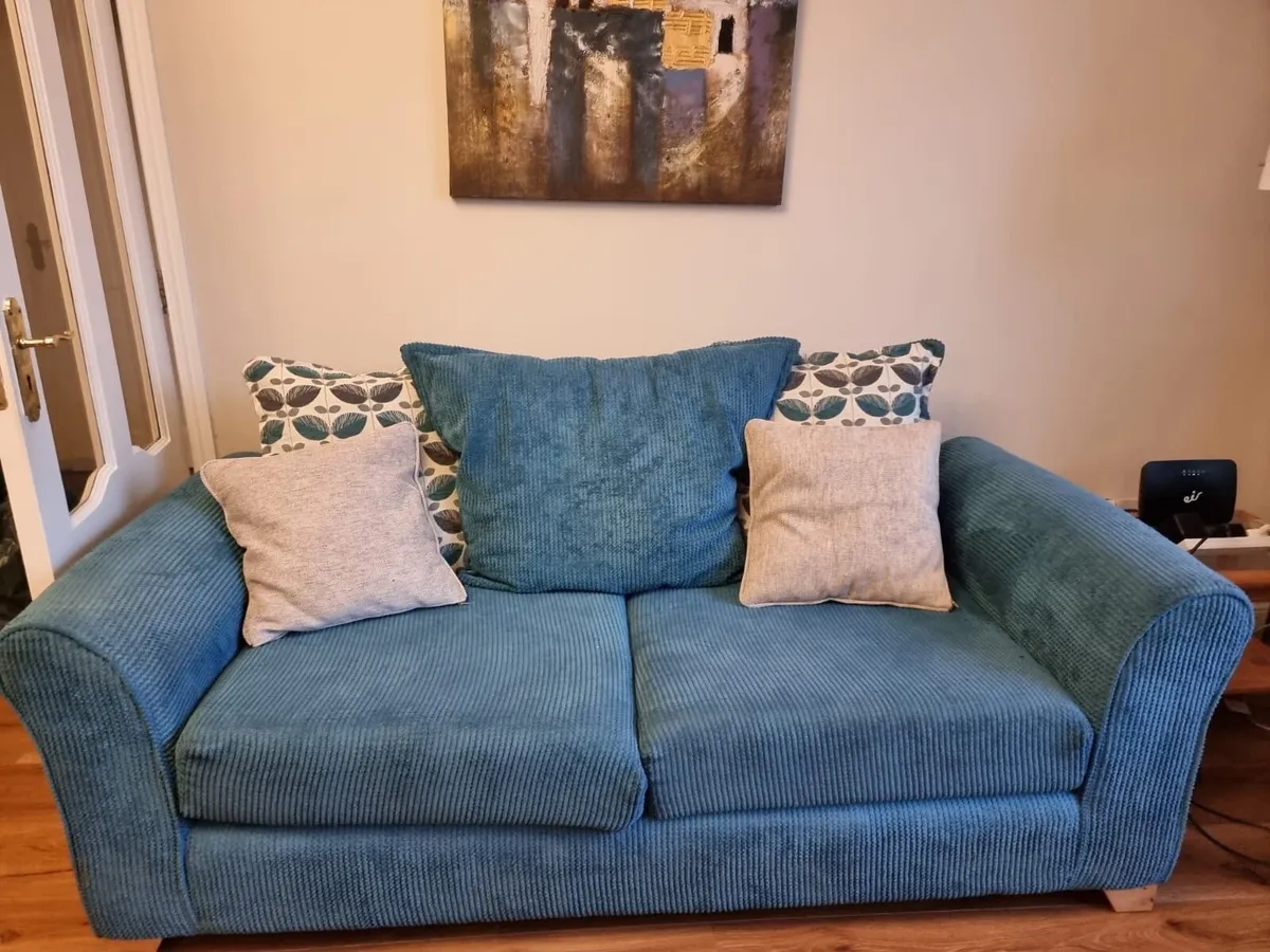 Beautiful 3 Seater & 2 Seater Sofa & footstool - Image 2