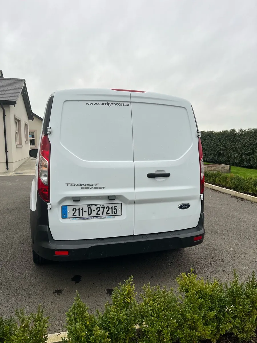 Ford Transit Connect - Image 4