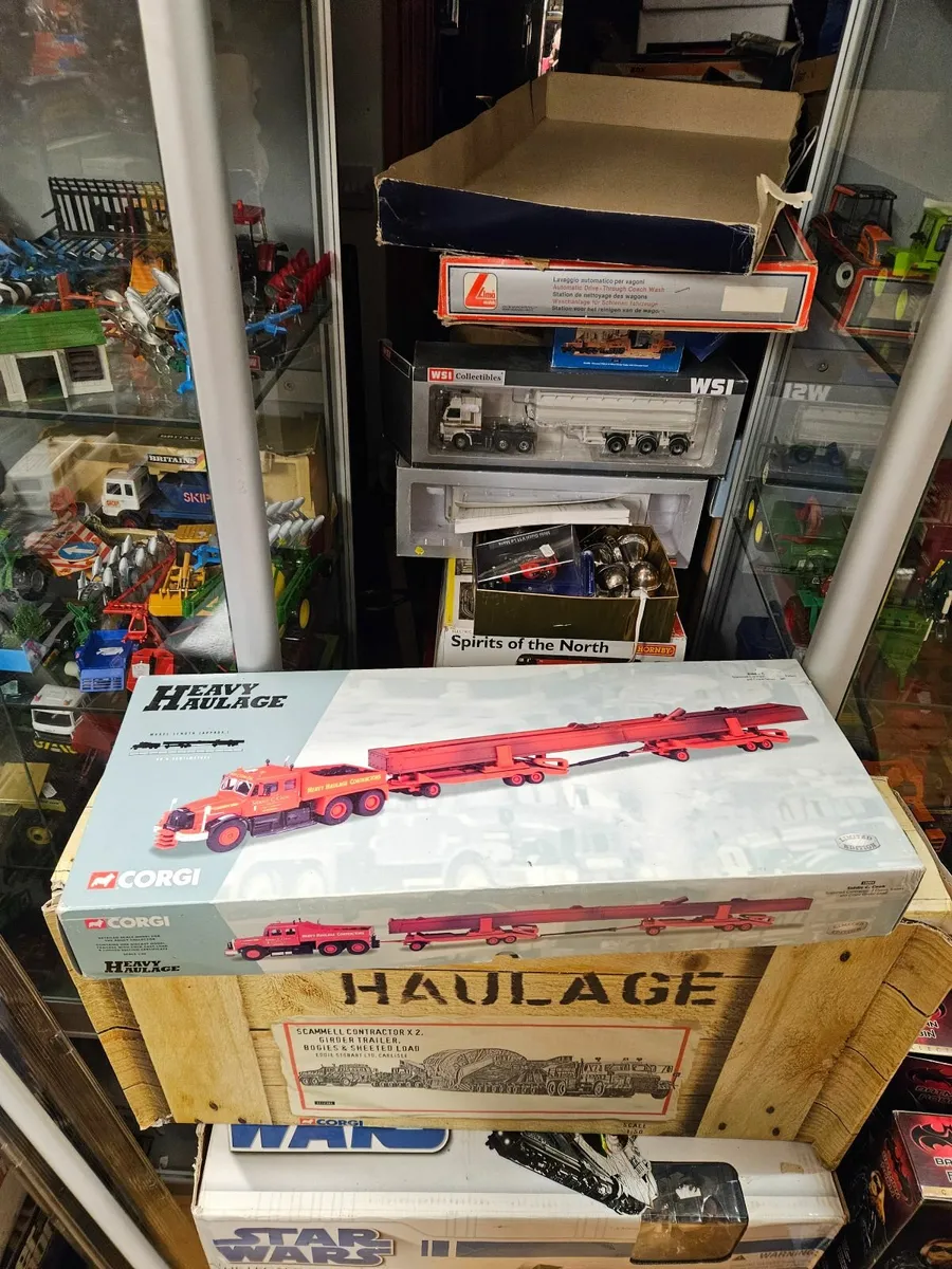 Corgi Scammel Tractor Unit and Two Trailers - Image 1