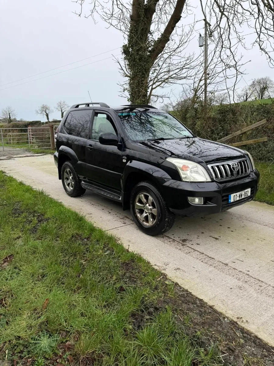 Toyota Land Cruiser 2007 - Image 3