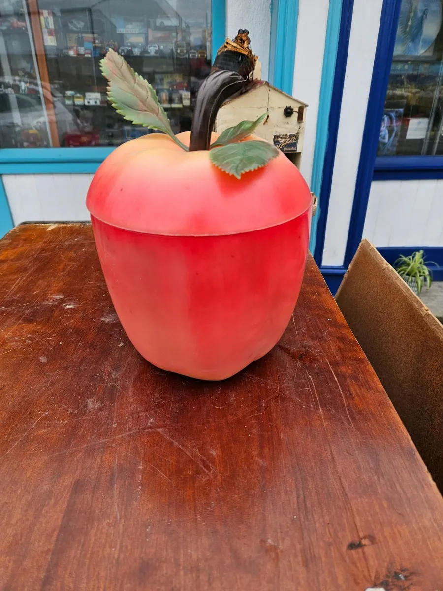 Vintage Apple Ice Bucket - Image 3
