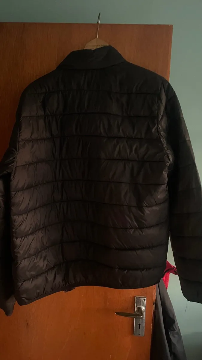 Black jacket large - Image 2