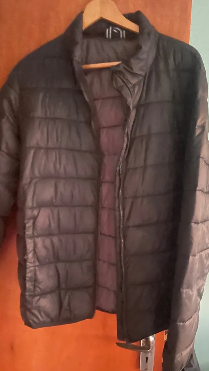 Black jacket large - Image 1