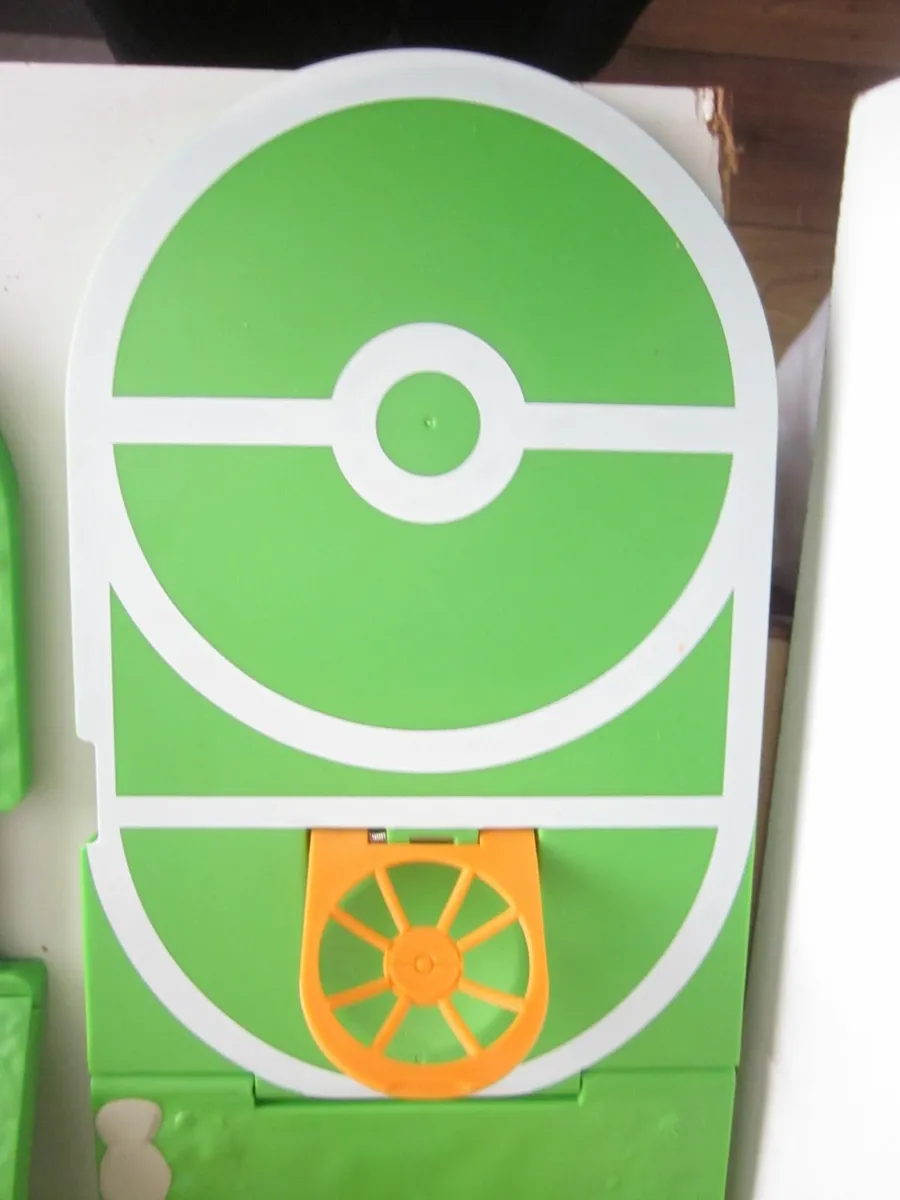 Pokeman Carrying Case/Backpack Playset 2020 - Image 4