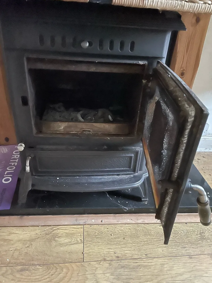 Stove - Image 2