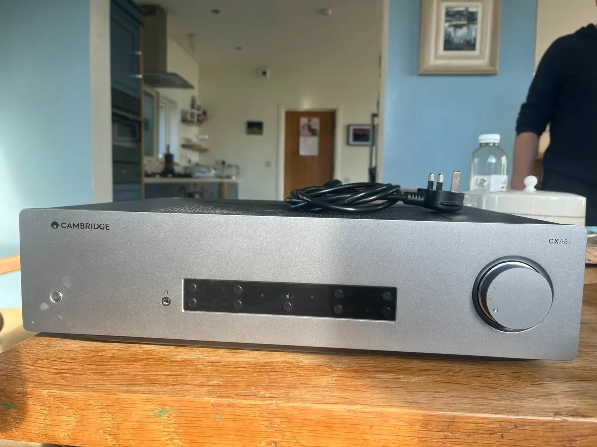 Amplifier Cambridge CXA81 - Image 1