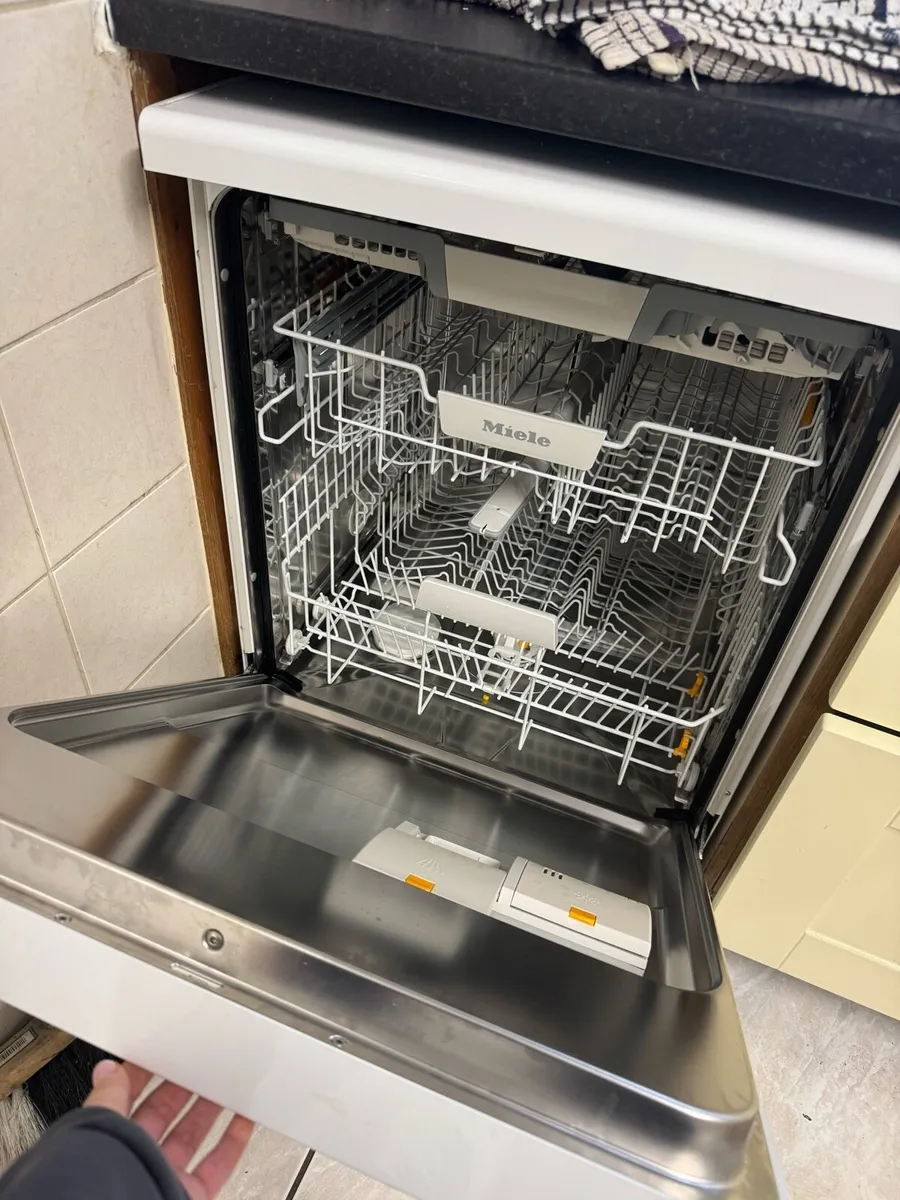 Miele Dishwasher - Image 2