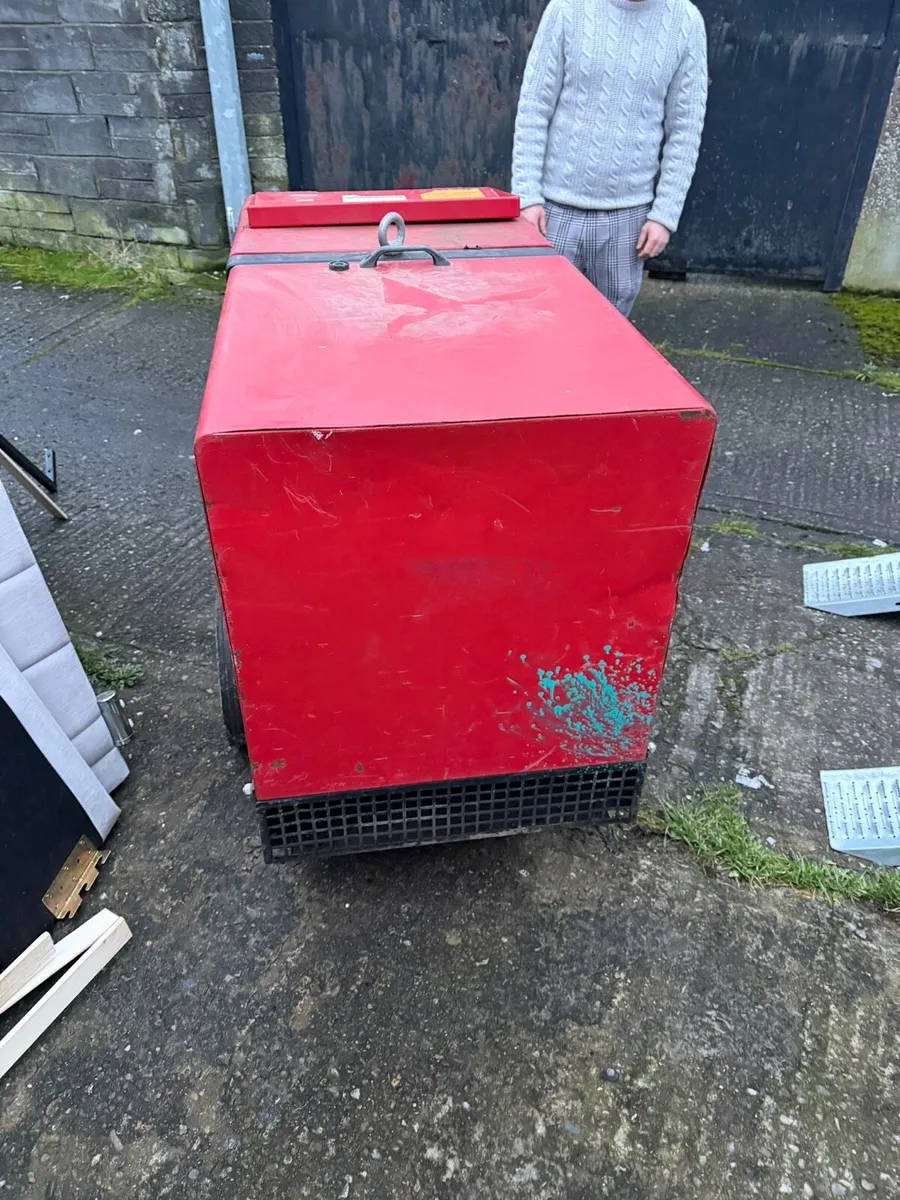 Pramac P11000 Generator (for repair or parts) - Image 4