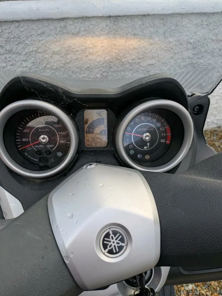Yamaha Xmax 125 - Image 3