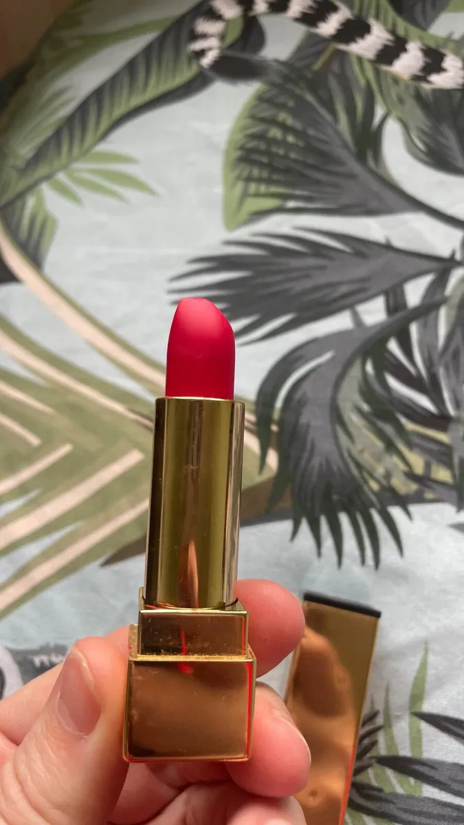 Red lipstick ysl - Image 3