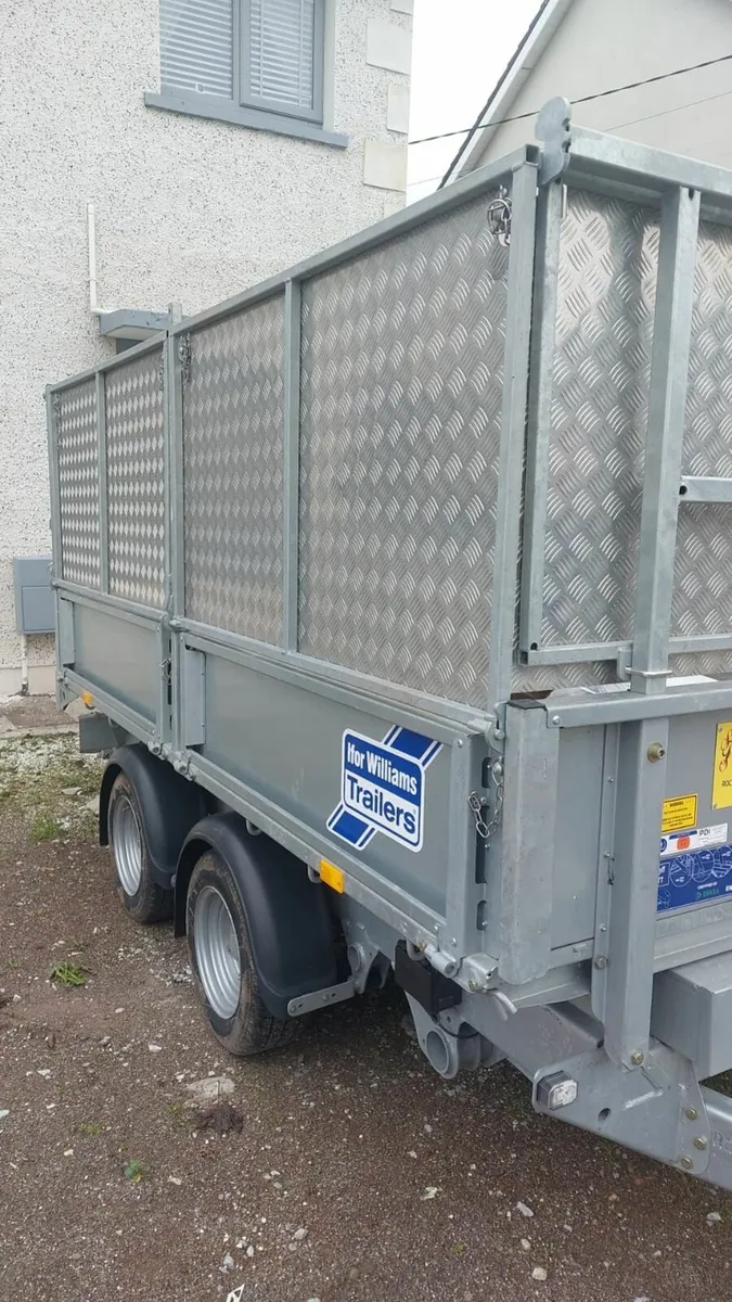 Ifor William's tipper box - Image 2